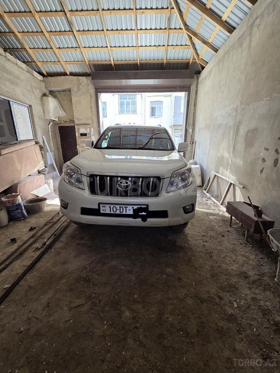 Toyota Land Cruiser Prado
