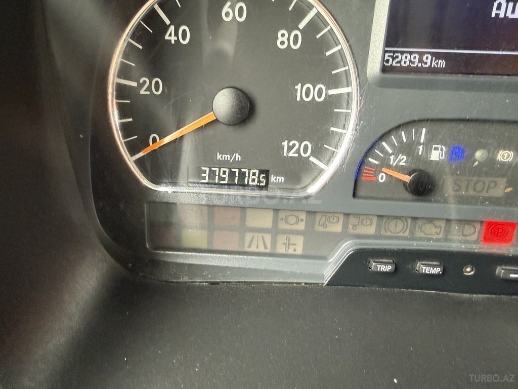 Mercedes Atego 818