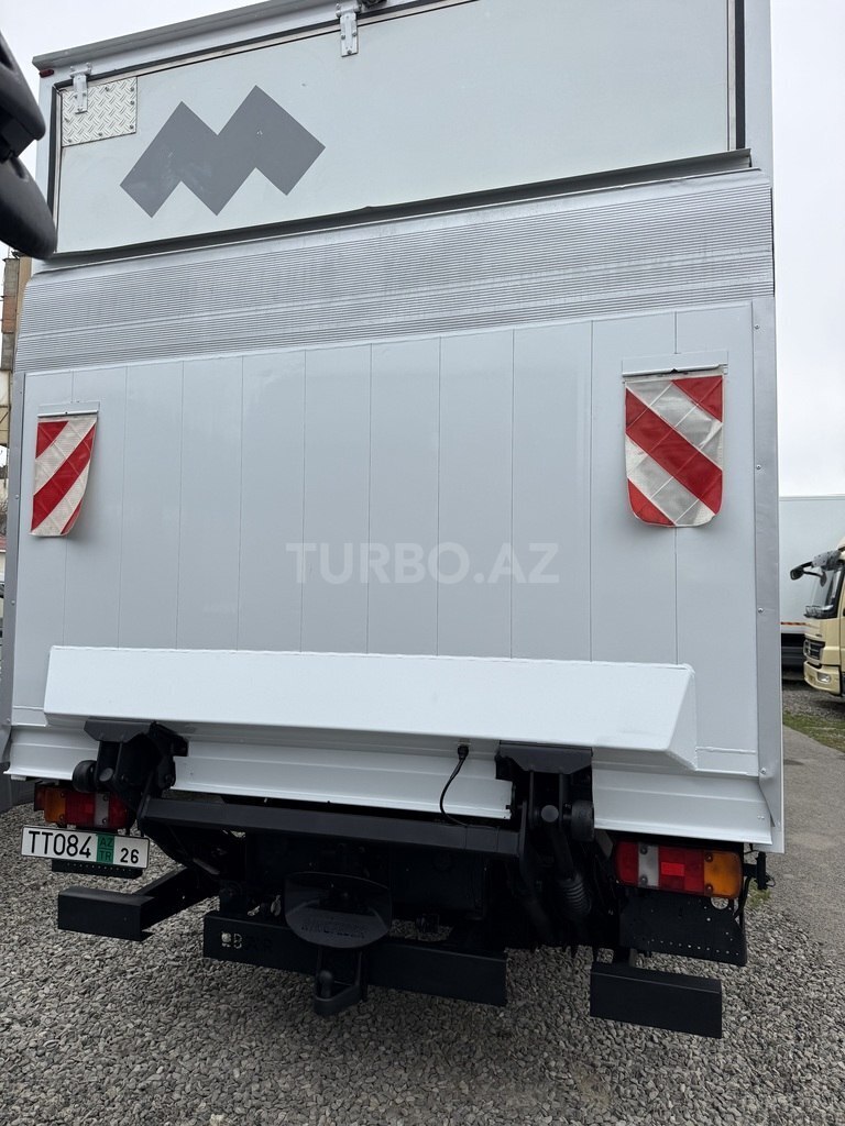 Mercedes Atego 818