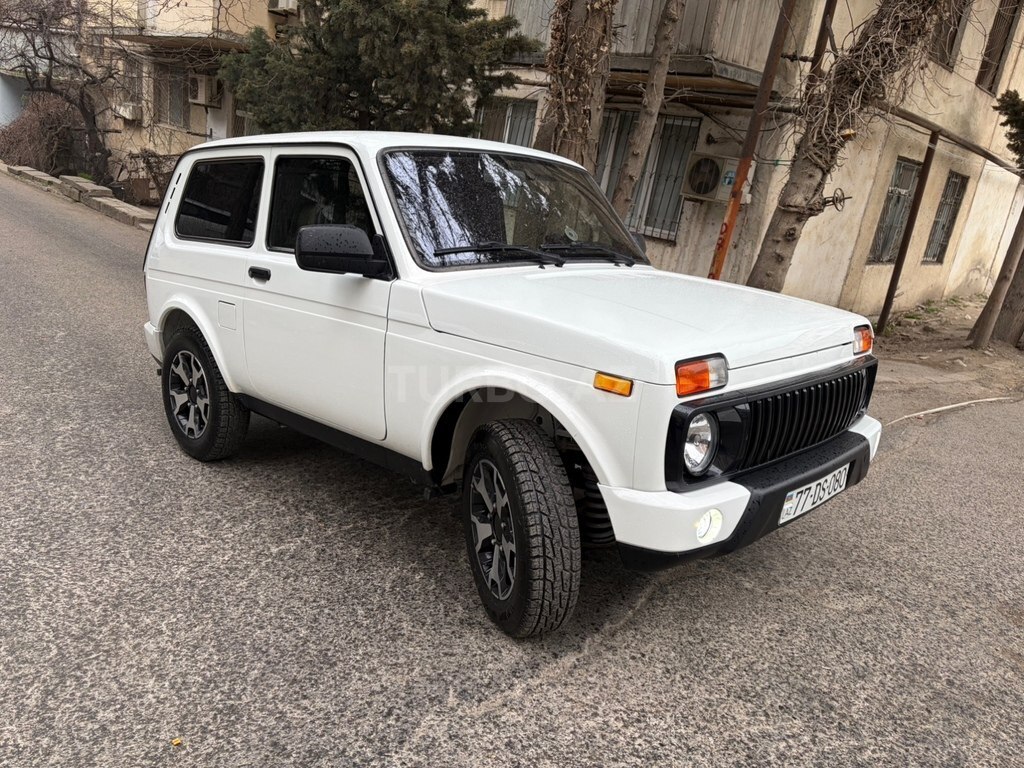 LADA (VAZ) Niva