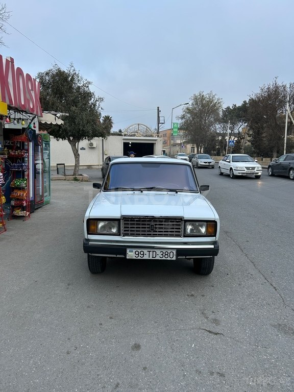 LADA (VAZ) 2107