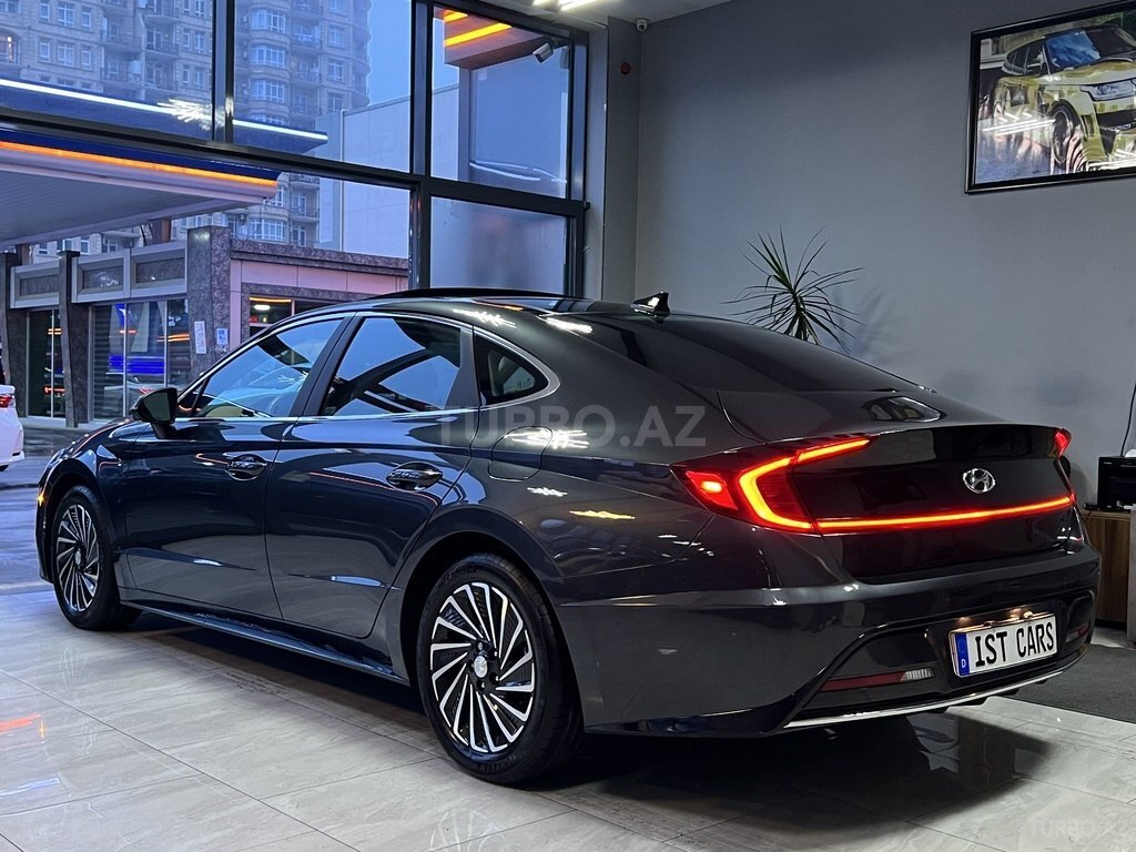 Hyundai Sonata