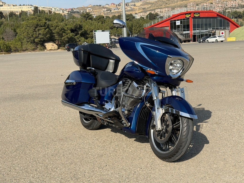 Victory Cross Country Tour