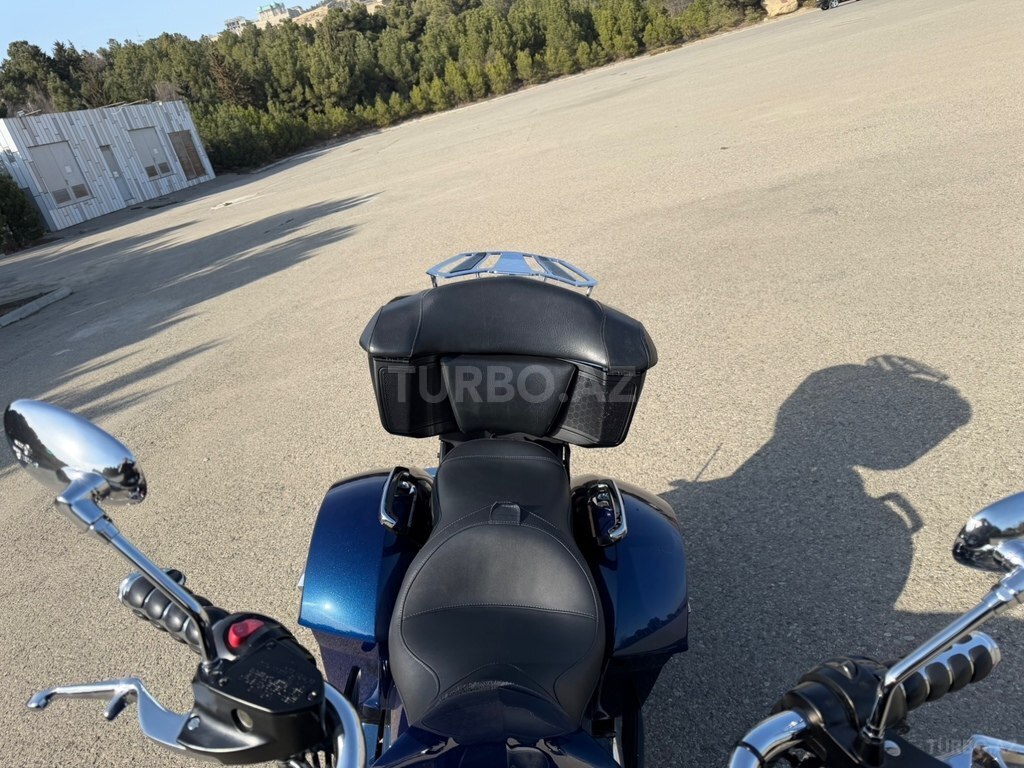 Victory Cross Country Tour
