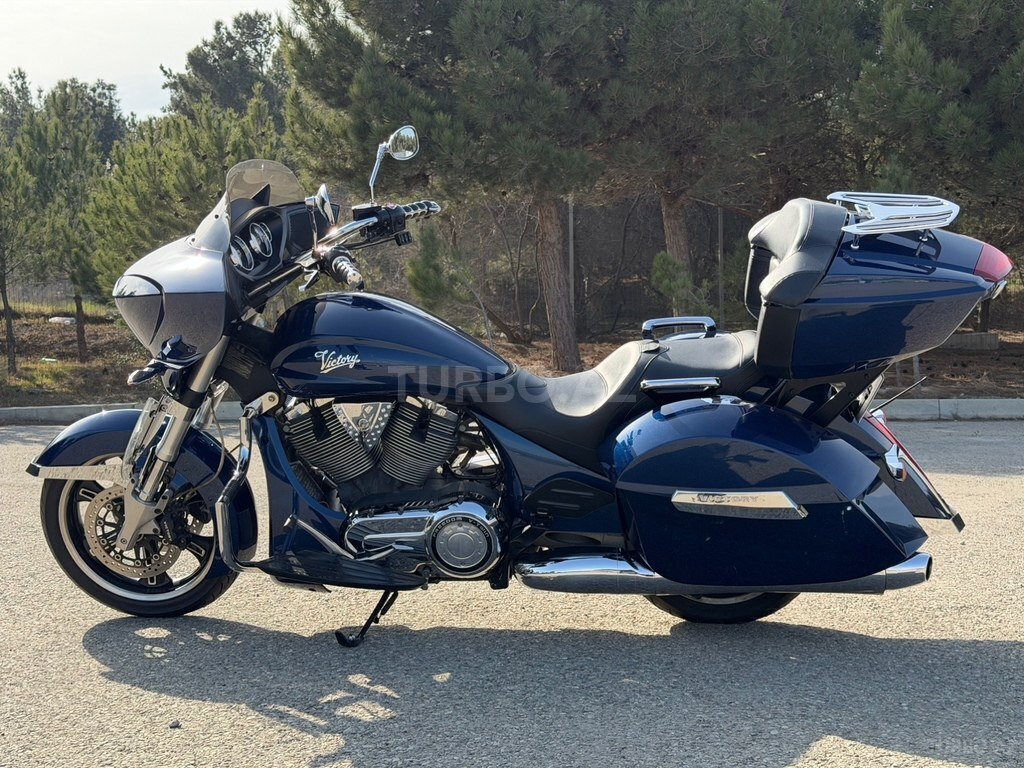 Victory Cross Country Tour