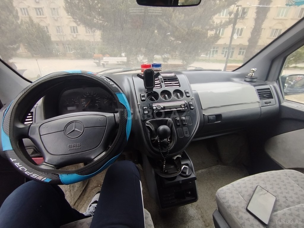 Mercedes Vito 114