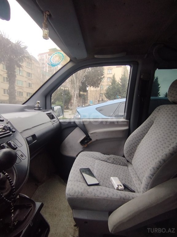 Mercedes Vito 114