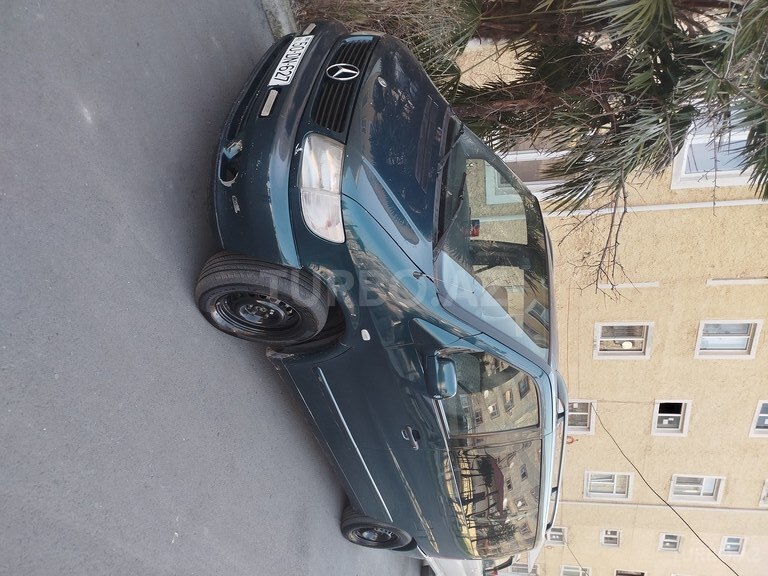 Mercedes Vito 114