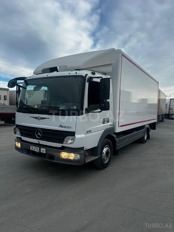 Mercedes Atego 818