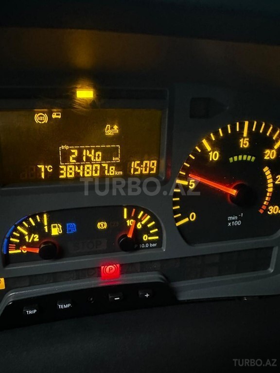 Mercedes Atego 818