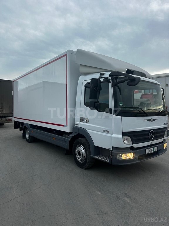 Mercedes Atego 818