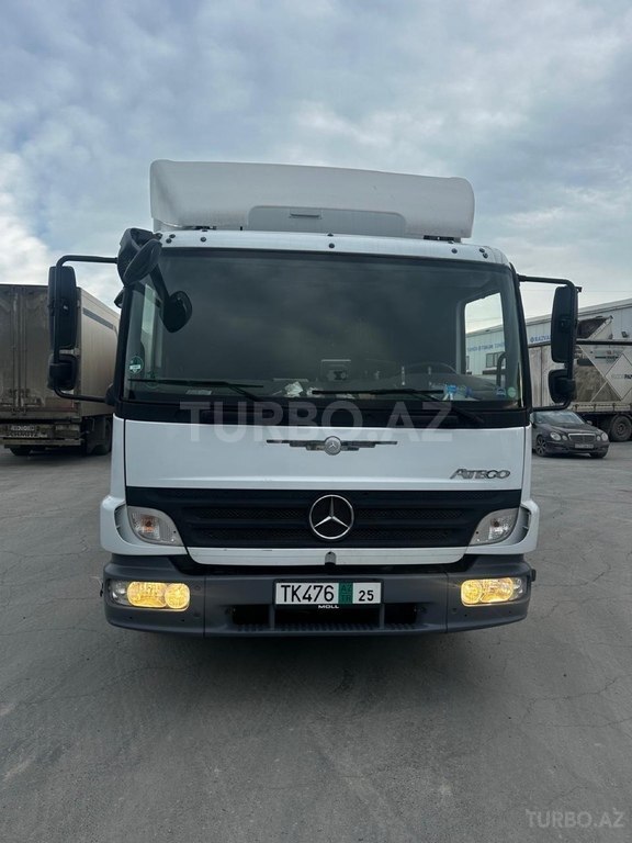 Mercedes Atego 818