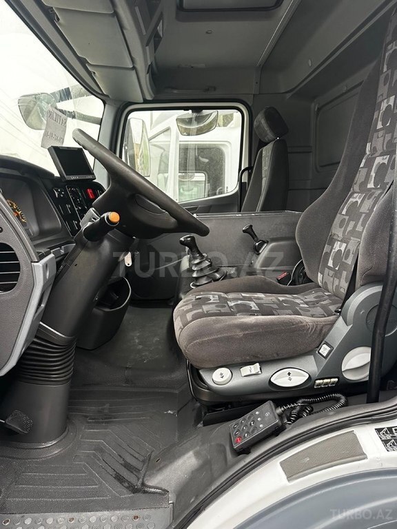 Mercedes Atego 818