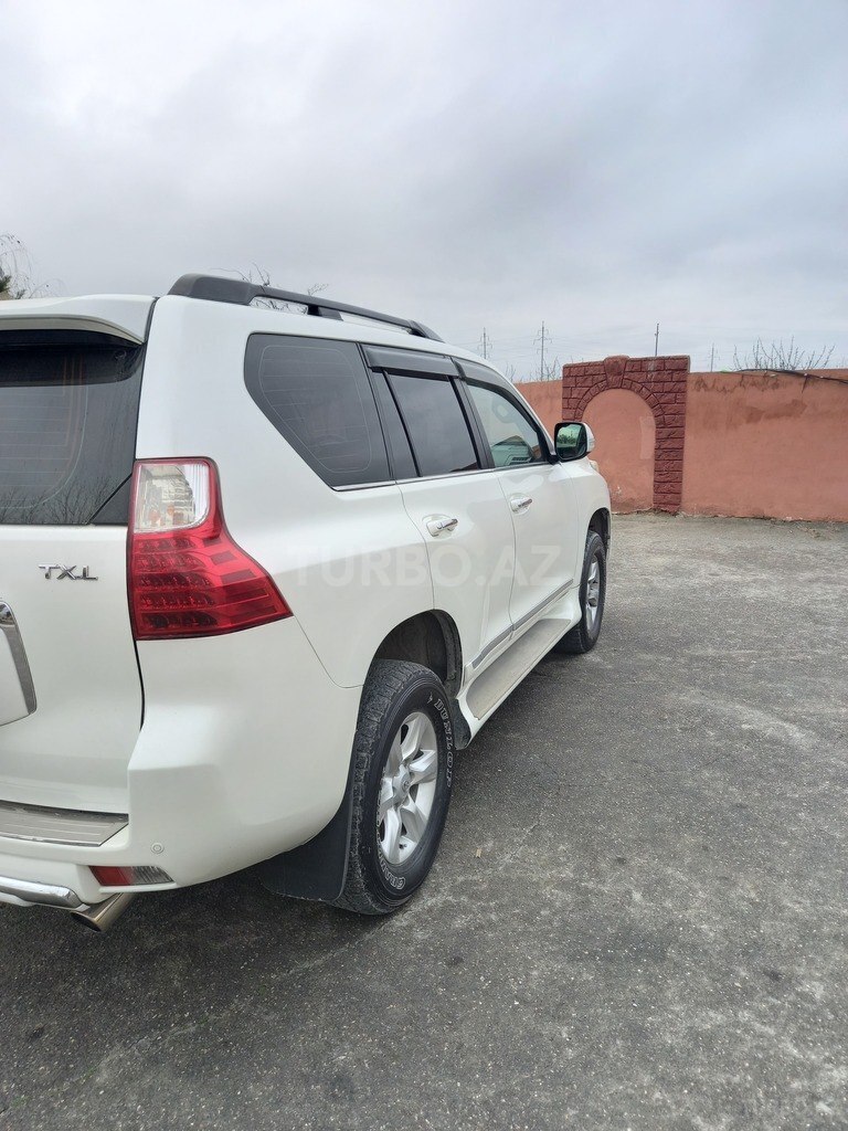Toyota Land Cruiser Prado
