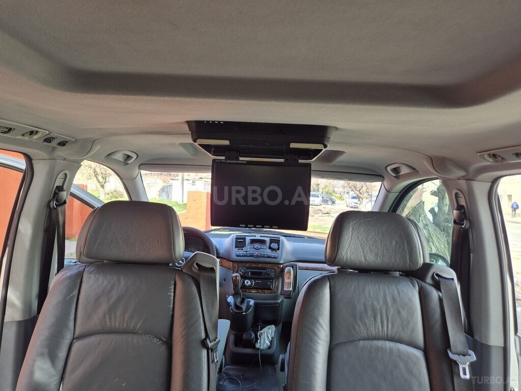 Mercedes Viano