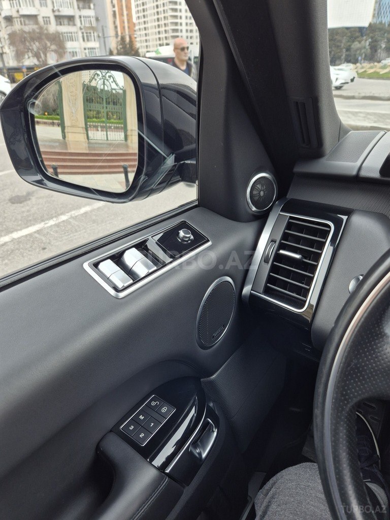 Land Rover RR Sport