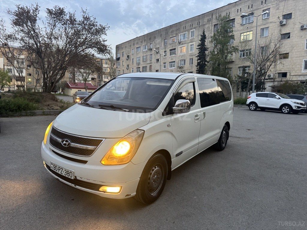 Hyundai H-1
