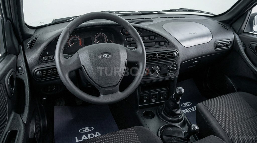 LADA (VAZ) Niva Travel