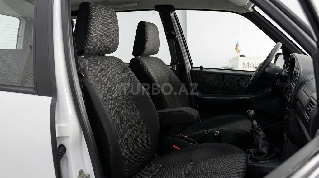 LADA (VAZ) Niva Travel