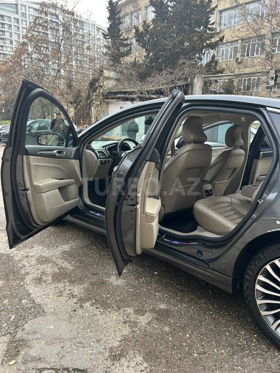 Ford Fusion (North America)