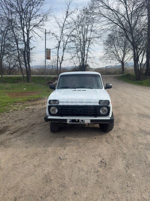 LADA (VAZ) Niva