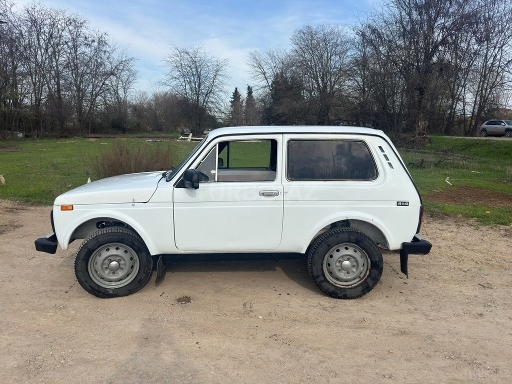 LADA (VAZ) Niva