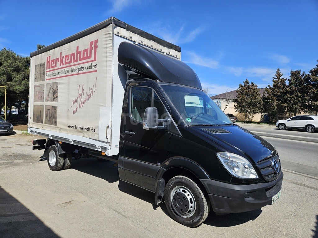 Mercedes Sprinter 513