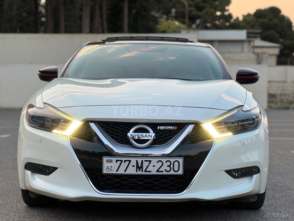 Nissan Maxima