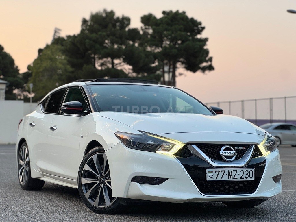 Nissan Maxima