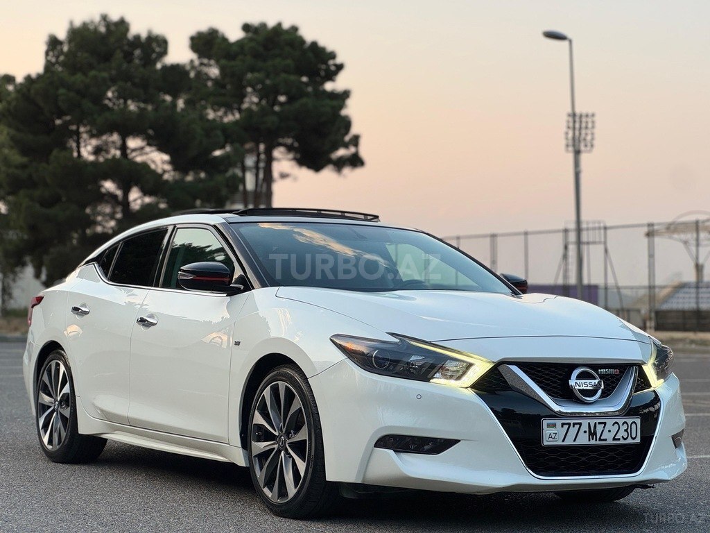 Nissan Maxima