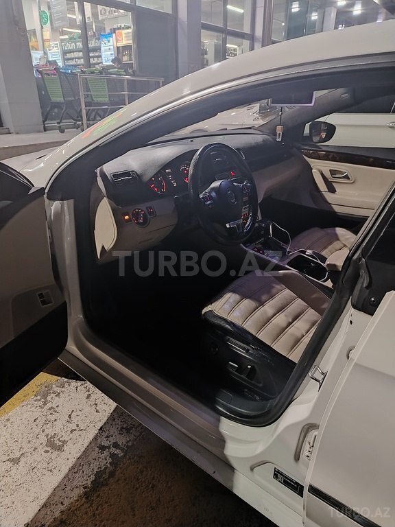 Volkswagen Passat CC