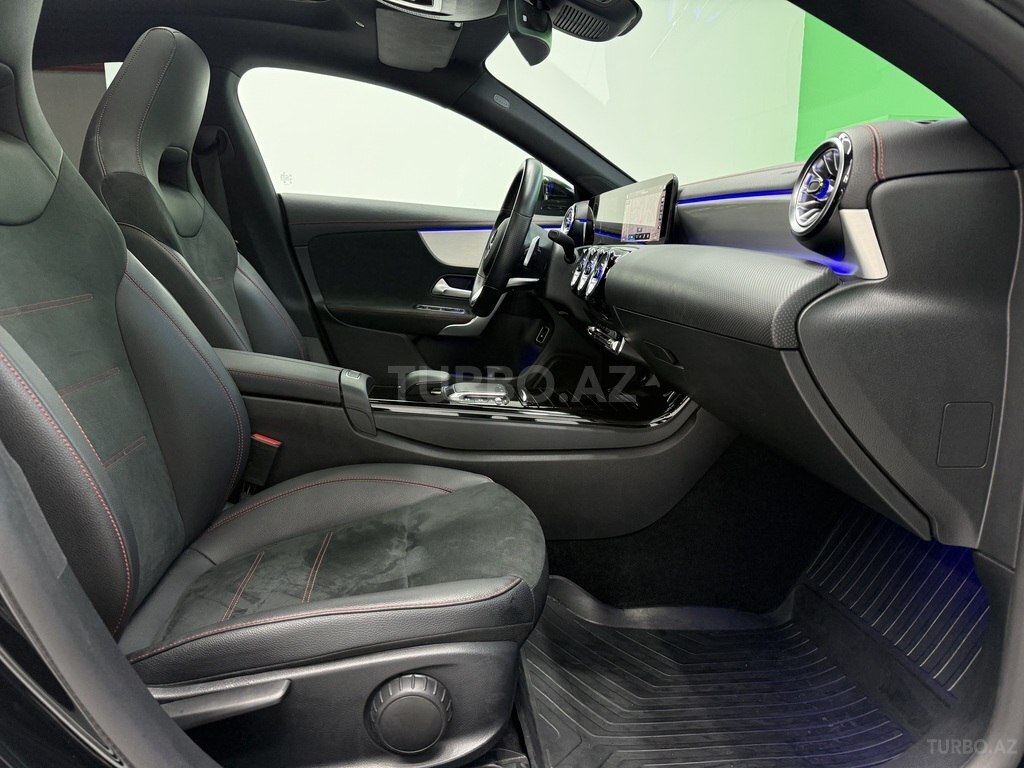 Mercedes CLA 250 e