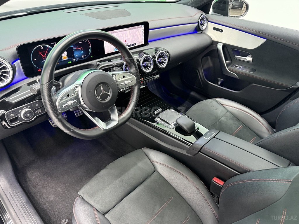 Mercedes CLA 250 e