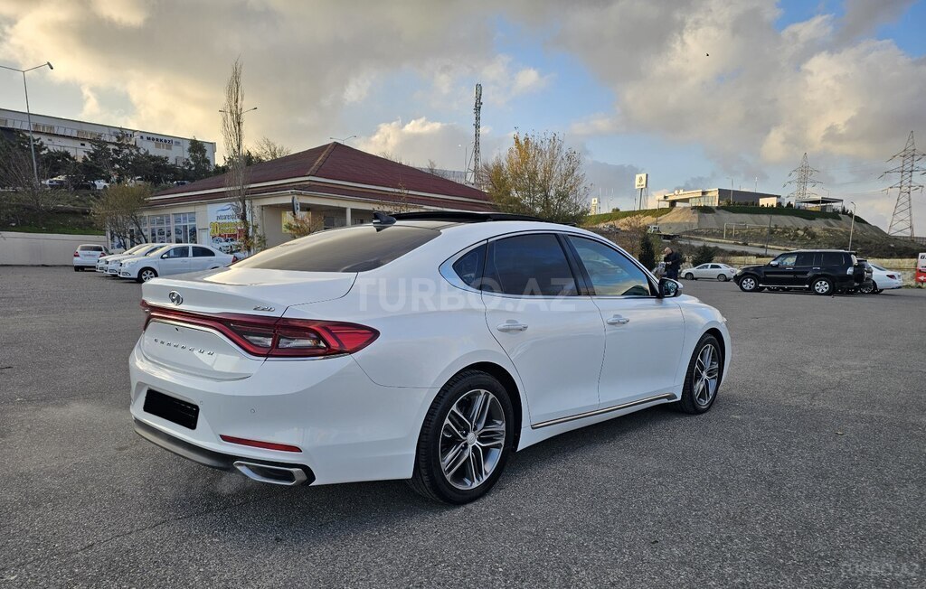Hyundai Grandeur