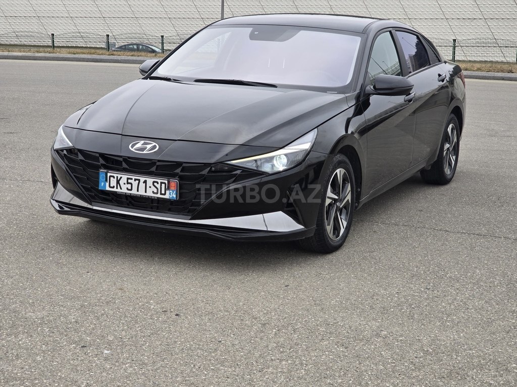 Hyundai Elantra