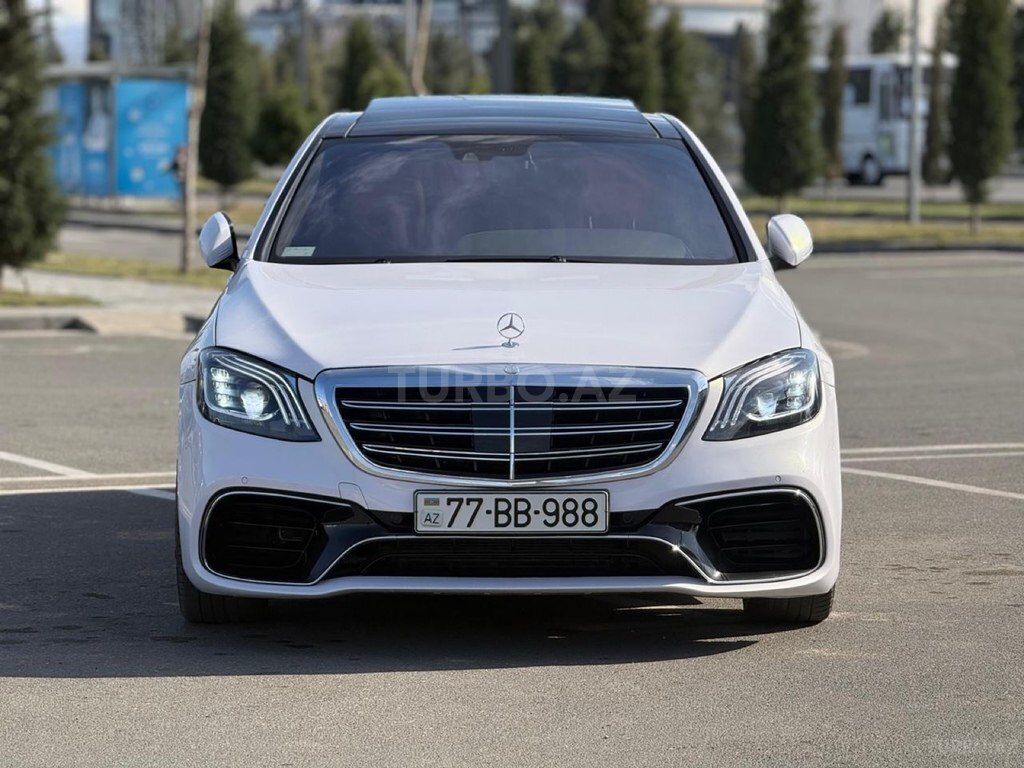 Mercedes S 63 AMG