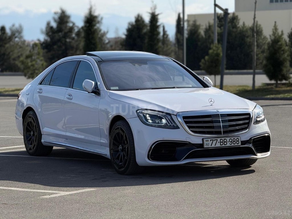 Mercedes S 63 AMG
