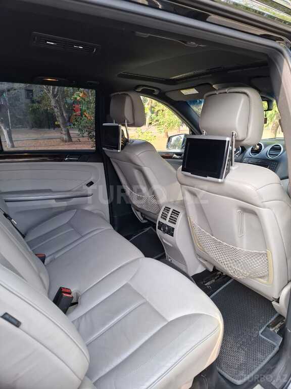 Mercedes GL 550 4MATIC
