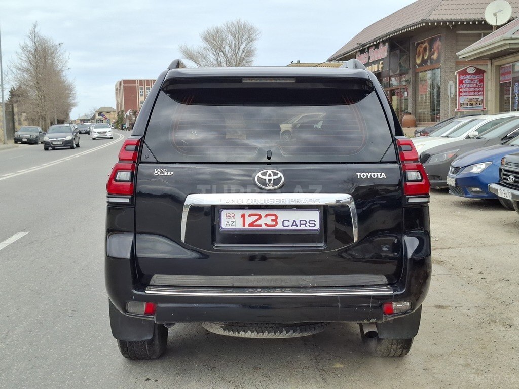 Toyota Land Cruiser Prado