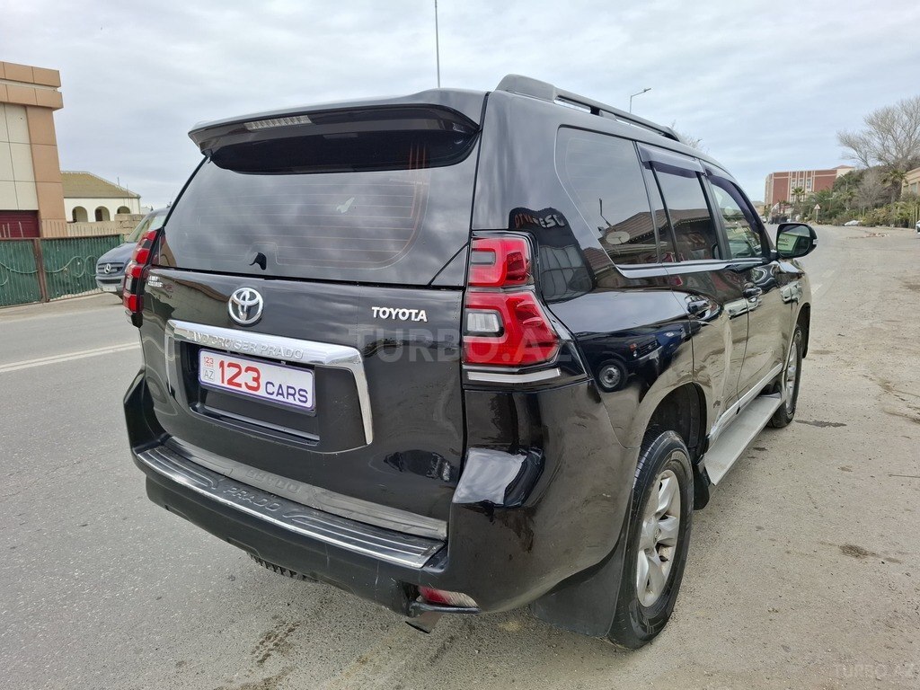 Toyota Land Cruiser Prado