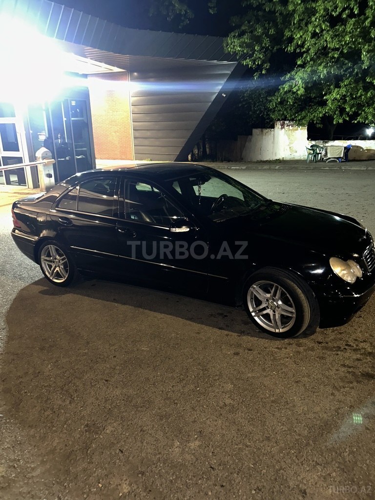 Mercedes C 240