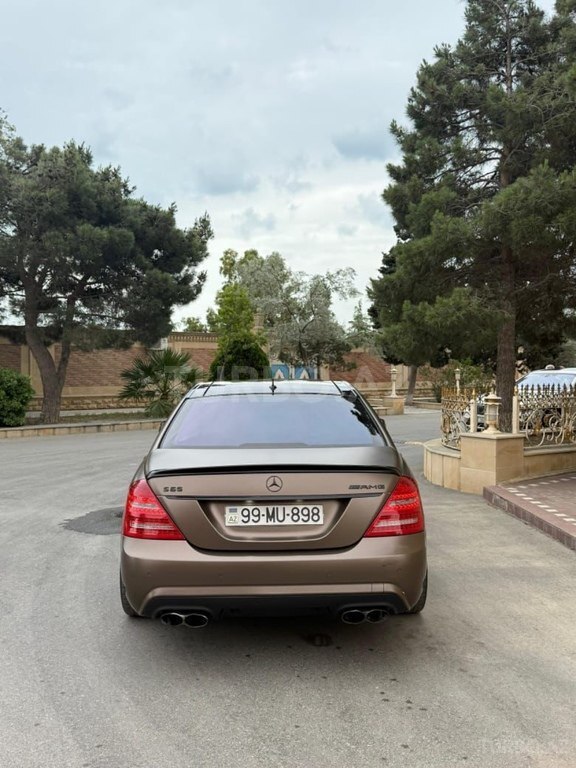 Mercedes S 65 AMG