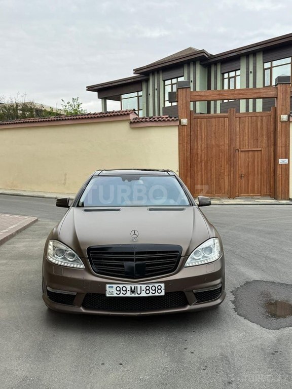 Mercedes S 65 AMG