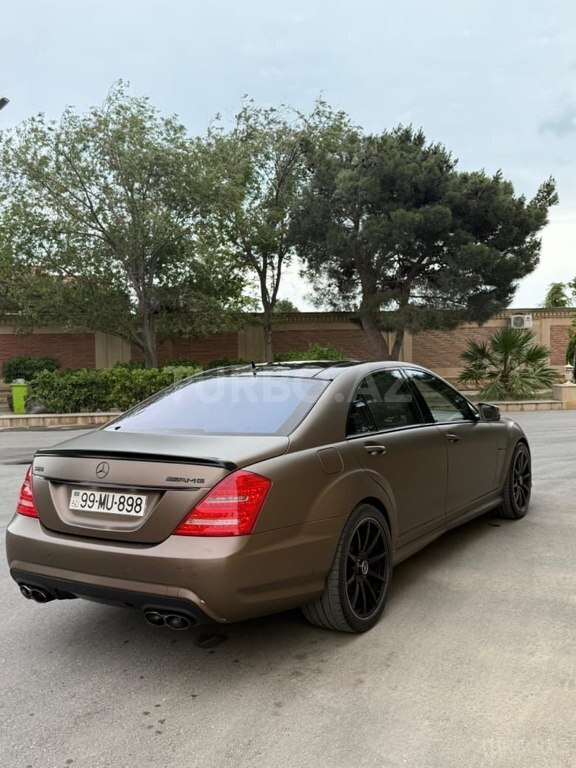 Mercedes S 65 AMG