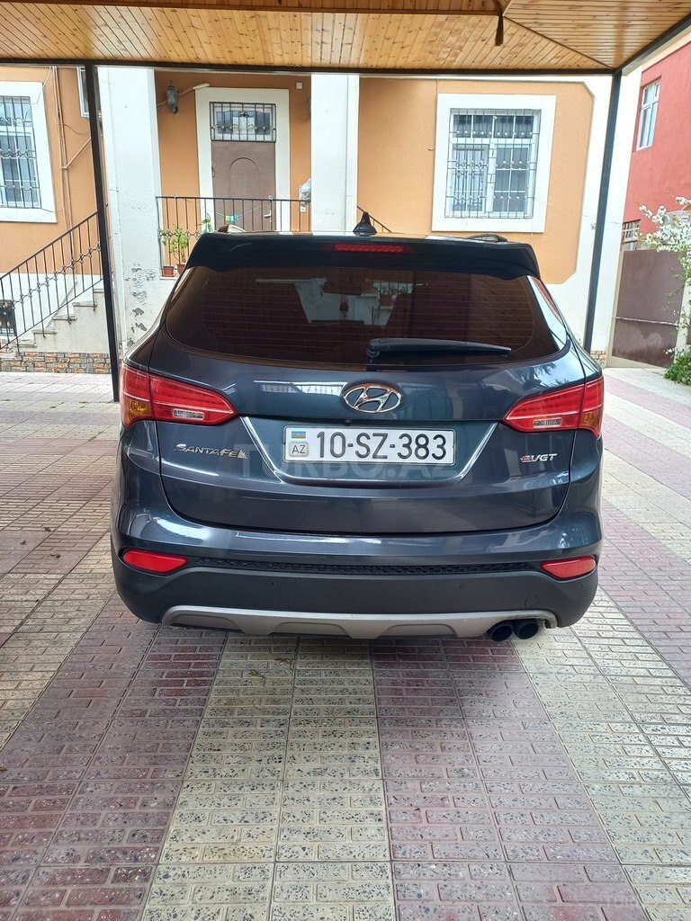 Hyundai Santa Fe