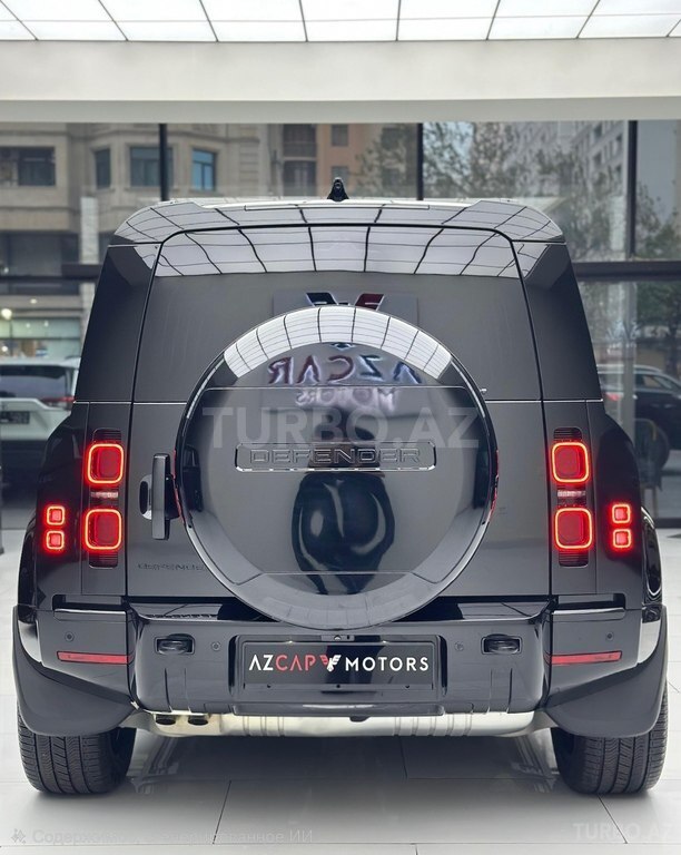 Land Rover Defender