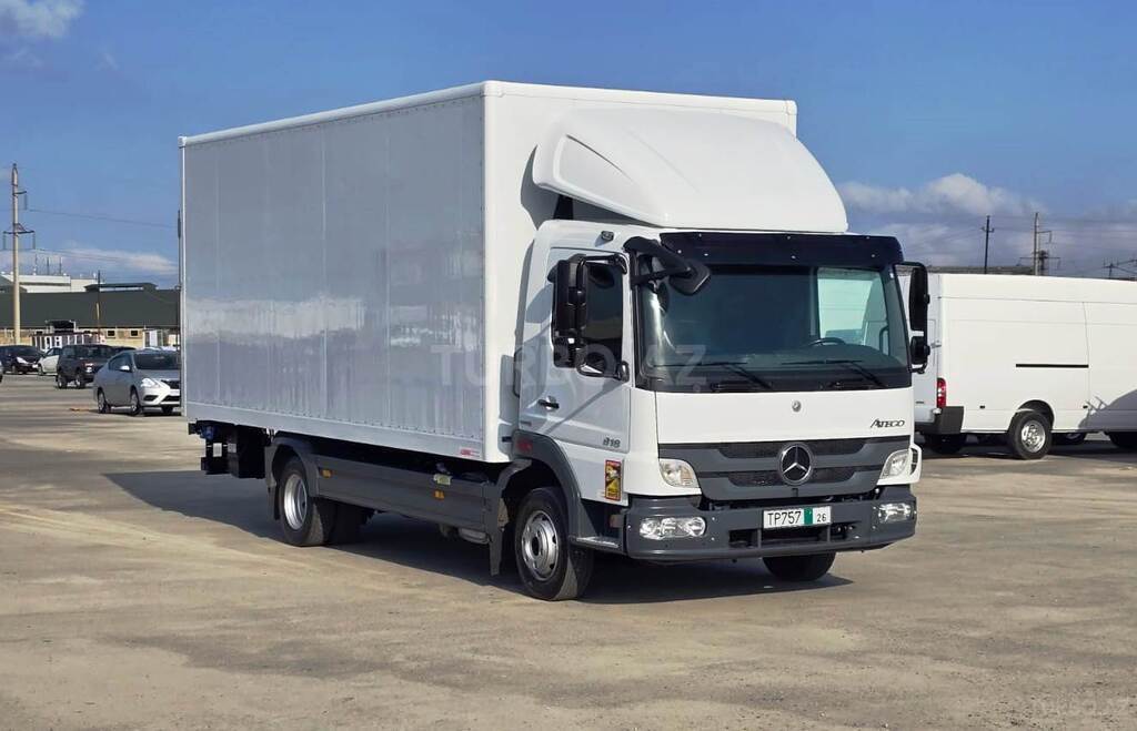 Mercedes Atego 818