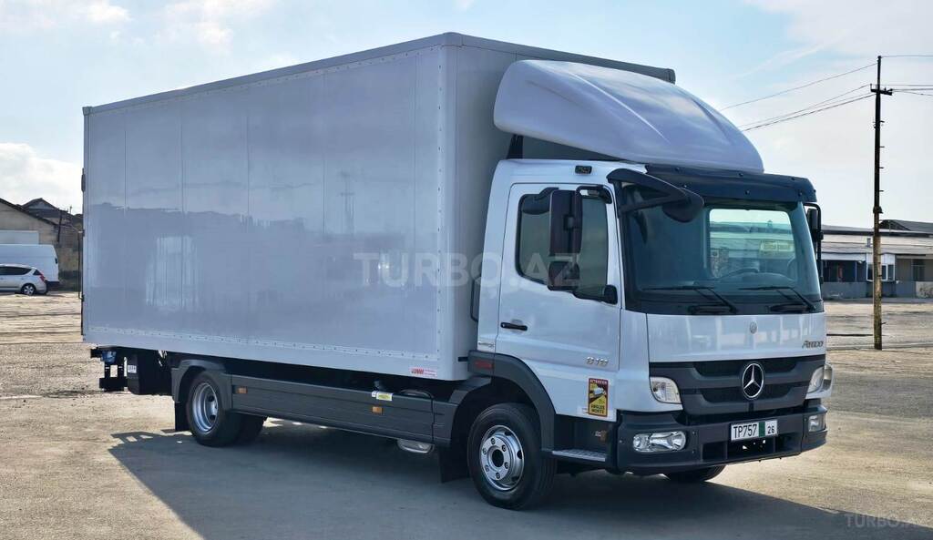 Mercedes Atego 818