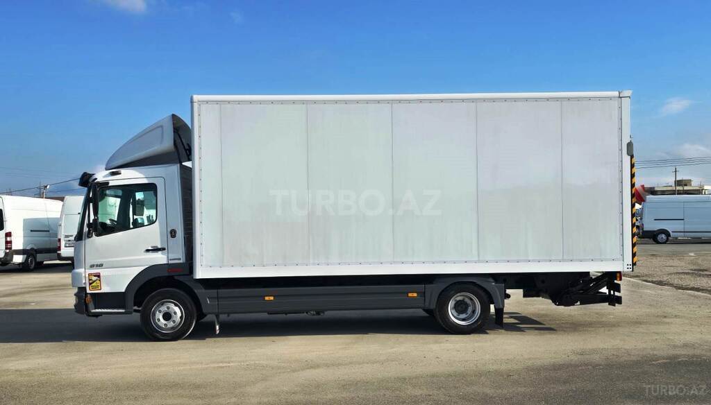 Mercedes Atego 818