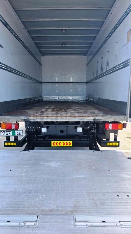Mercedes Atego 818